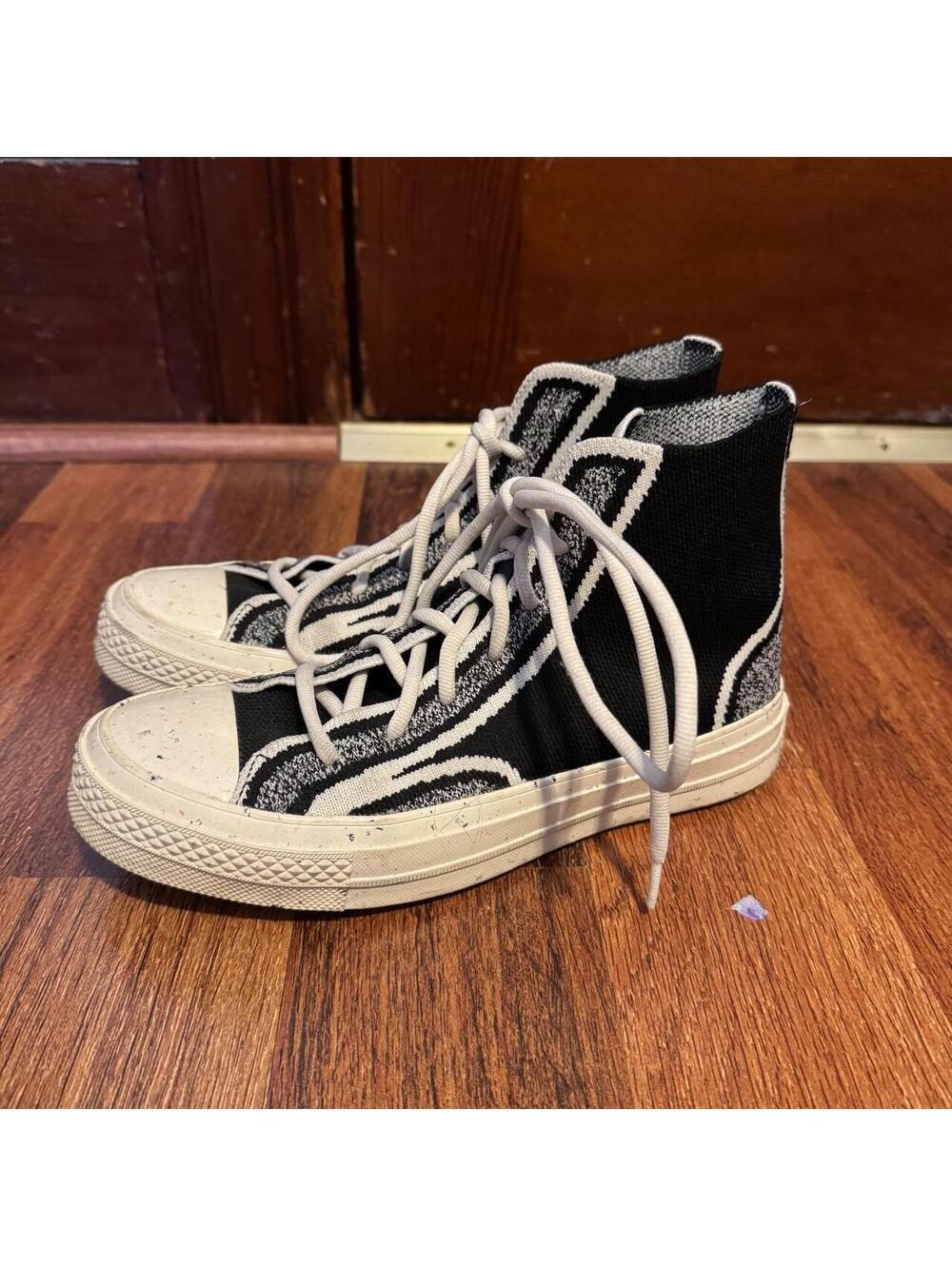 Converse Chuck 70 Renew Knit High black and white sneakers size 6